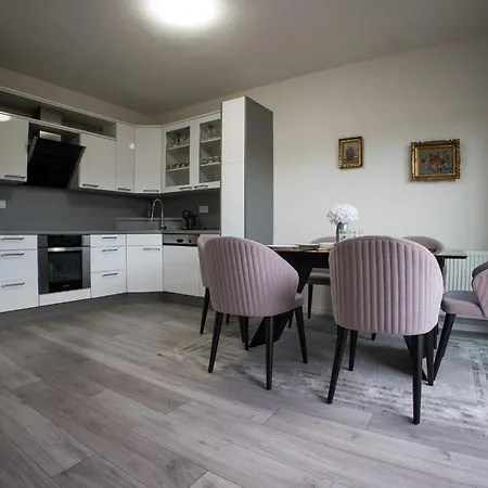Aldina 3 Apartamento Bihać